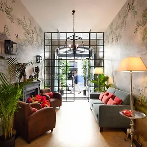 https://alecrim-ao-chiado.hotels-lisbon-portugal.com